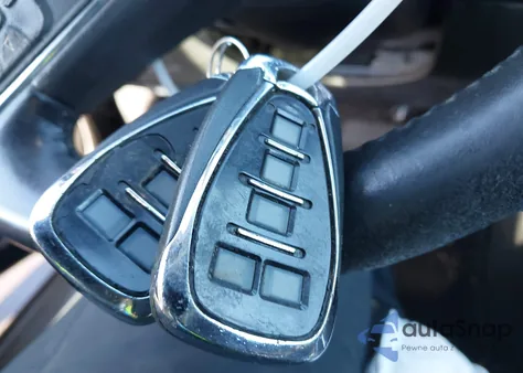 2016 Chevrolet Malibu 1Lt из США, поврежденный, VIN 1G1ZE5ST8GF232925